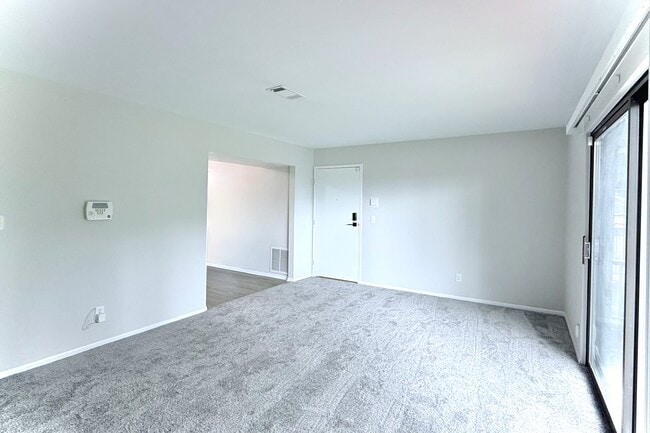 5102 25th Avenue Ct Unidad 201