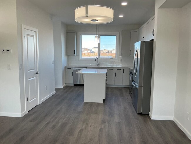 Building Photo - 66 Private Davy Dr