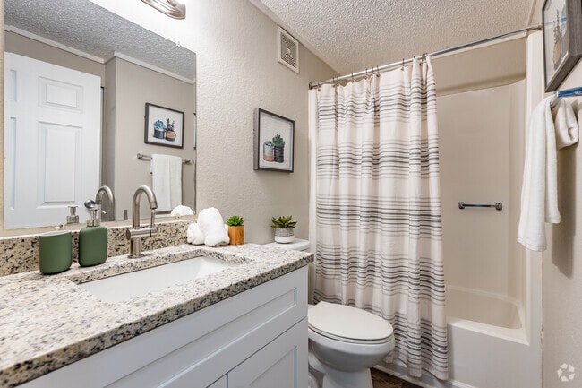 1 BR, 1 BA -