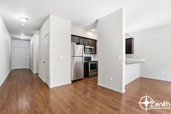 Photo - 11517 NE 125th Ave