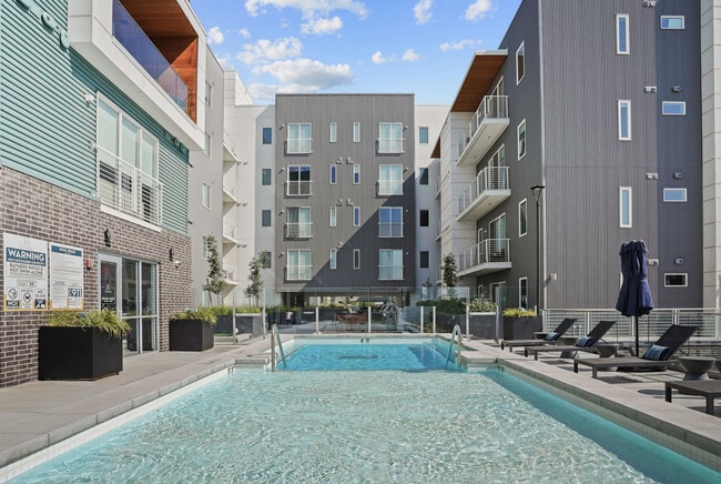 Building Photo - Harvest