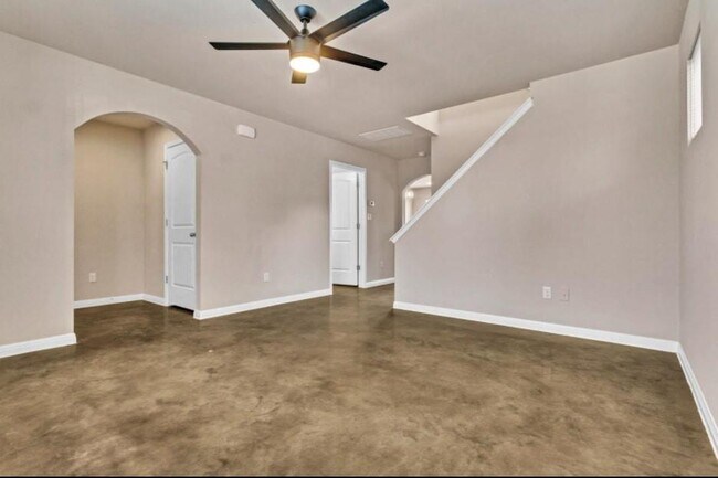 Photo - 4611 Graceful Ln