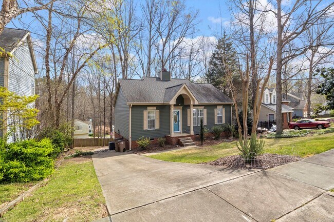 328 Glencoe Dr