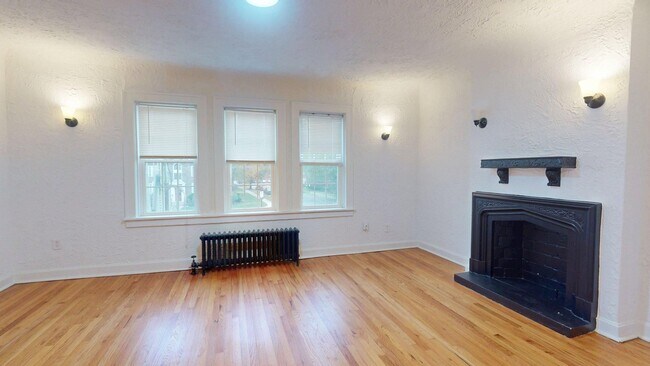 Photo - Moreland Place