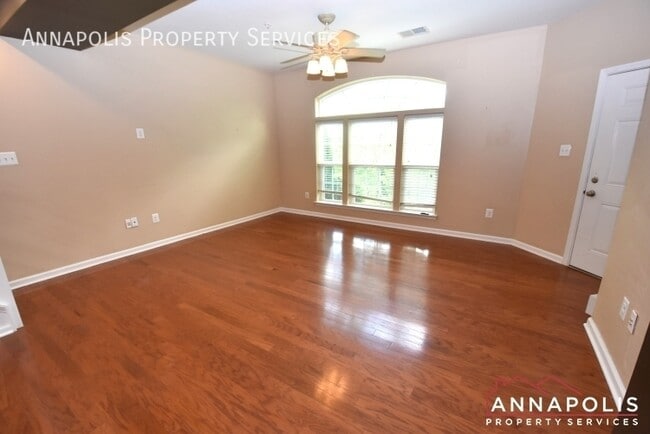 Photo - 1202 Chadwell Ct