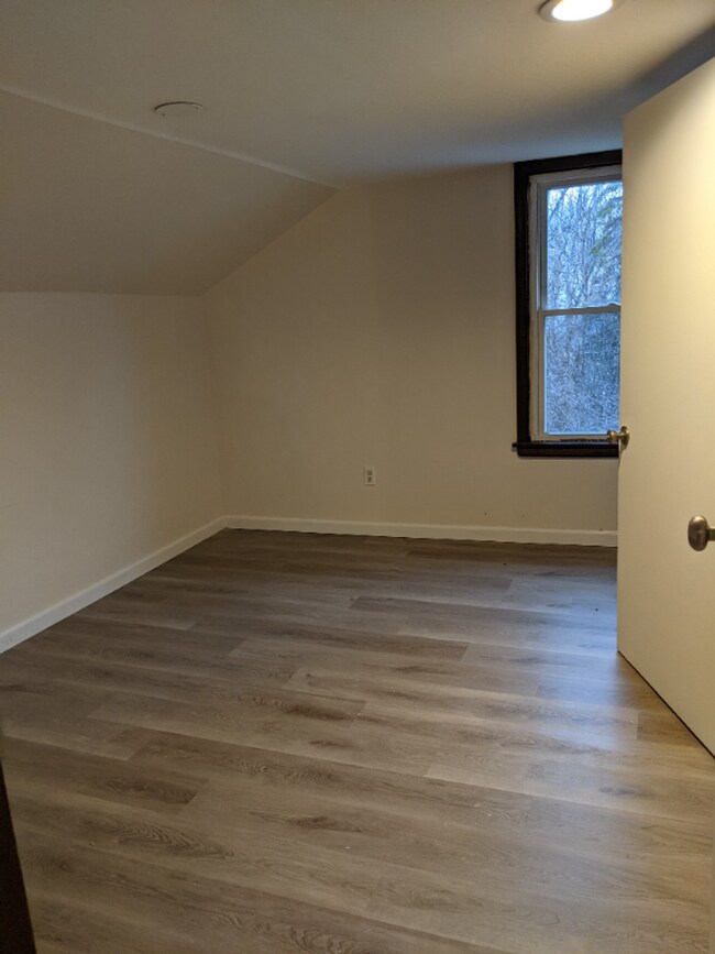 Photo - 112 W 3rd St N Unit Apt 2