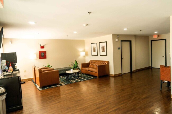 Furnished Studio-Houston - Westchase - Westheimer