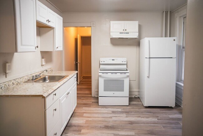 Photo - 903 1/2 W Allen Street Unit 1