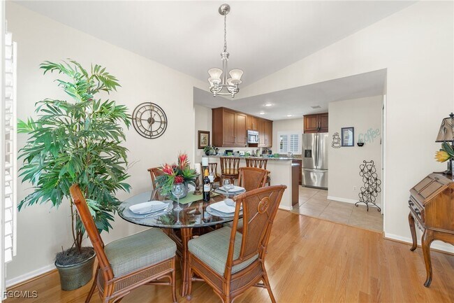 Photo - 2305 SW 19th Pl