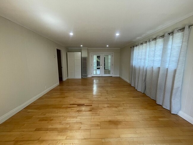 Photo - 3 Bed 2 Bath Home in Newark with Large Backyard! Small Pets Welcomed!