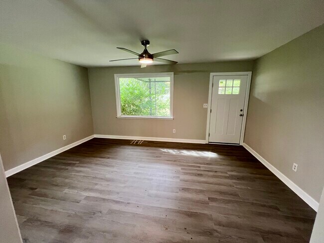 Photo - 157 Quail Dr