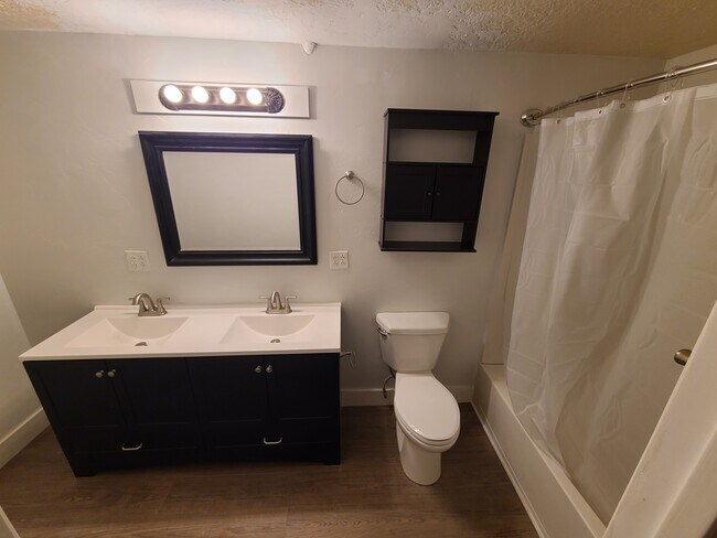 Bathroom - 6633 W Sierra Oaks Dr Unit B
