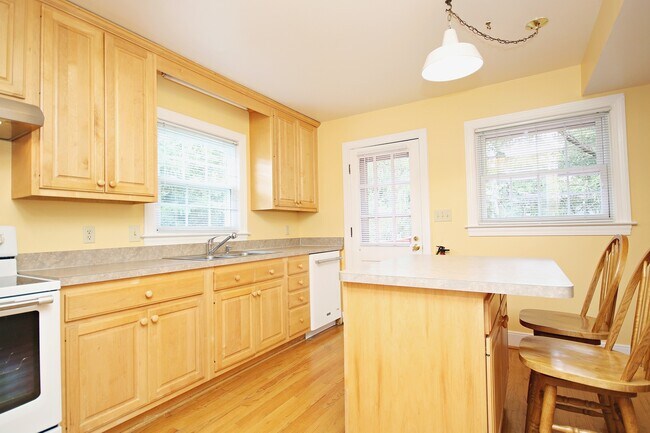 Photo - Spacious Carrsbrook Home on 1.5 Acres