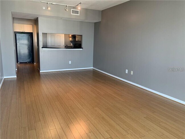 Photo - 322 E Central Blvd Unit 2011