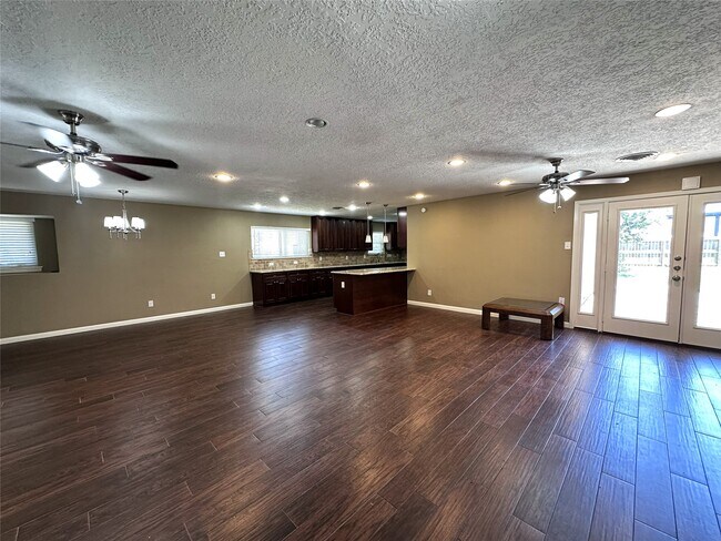 Photo - 1766 Maux Dr