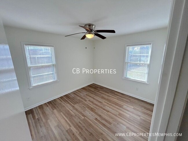 Photo - 5423 Bannock St