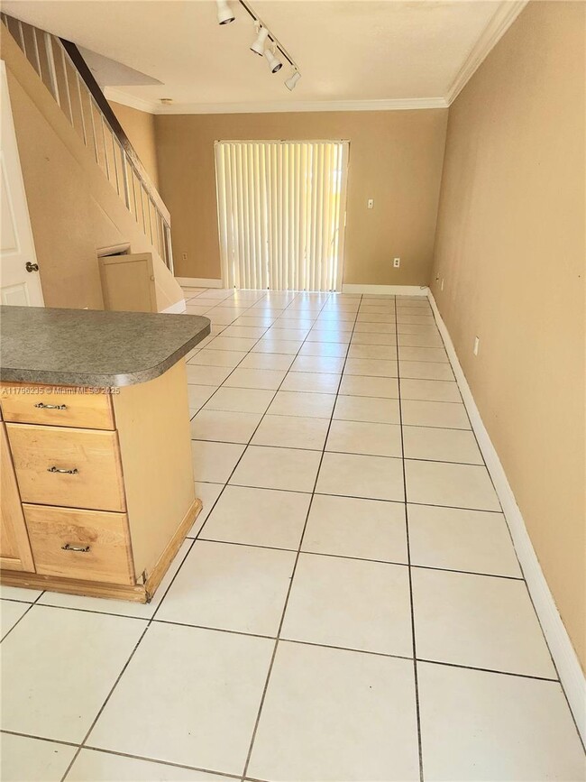 Photo - 11795 SW 18th St