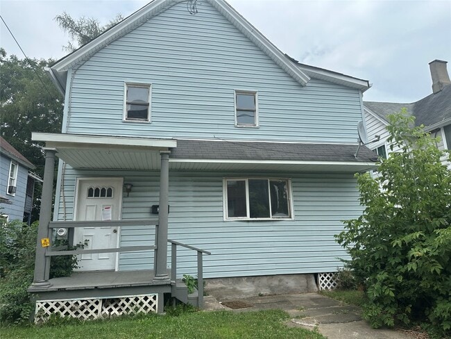 Photo - 33 Cherry St