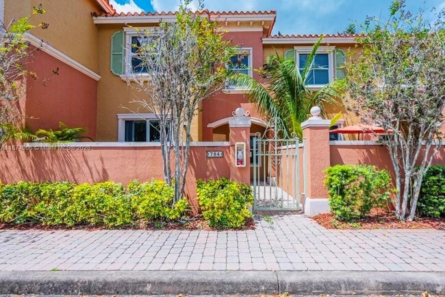 Building Photo - 784 SW 106th Ave Rental