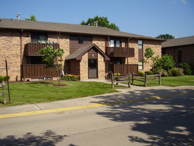 2 bd, 2 ba Smithton Condo, E Columbia near... - 2 bd, 2 ba Smithton Condo, E Columbia near... Unit F