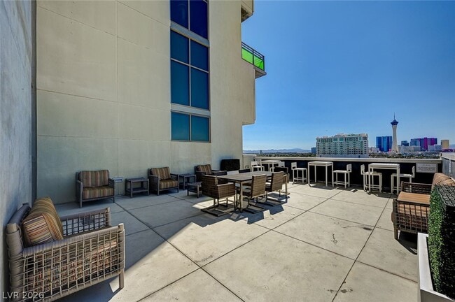 Photo - 353 E Bonneville Ave Unit 569