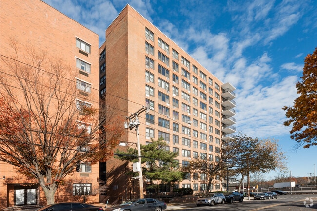 Photo - Pelham Bay Towers