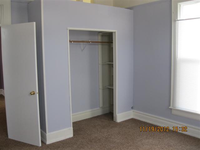 Photo - 499 E Main St