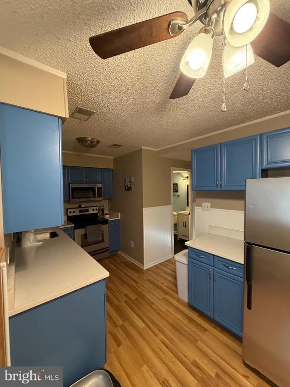 Photo - 218 Moore Dr