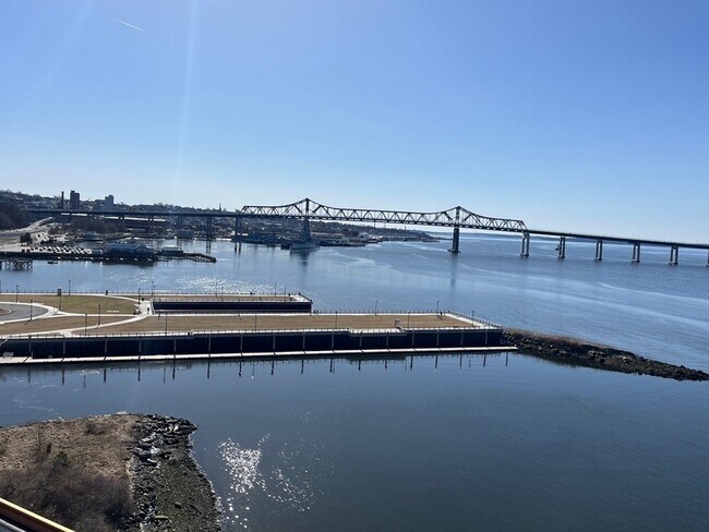 Photo - 750 Davol St Unit 814