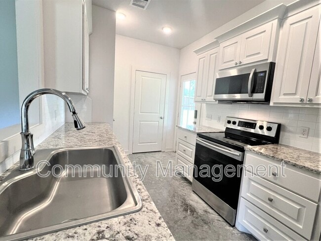 Photo - 7677 River Ridge Dr