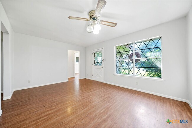 130 Algarita Rd