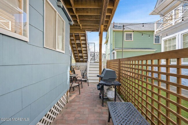 Photo - 123 Main Ave