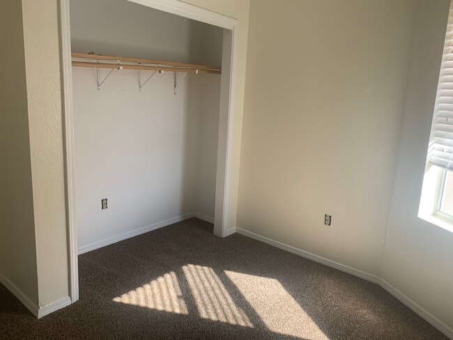 Photo - 137 Griegos Rd NW