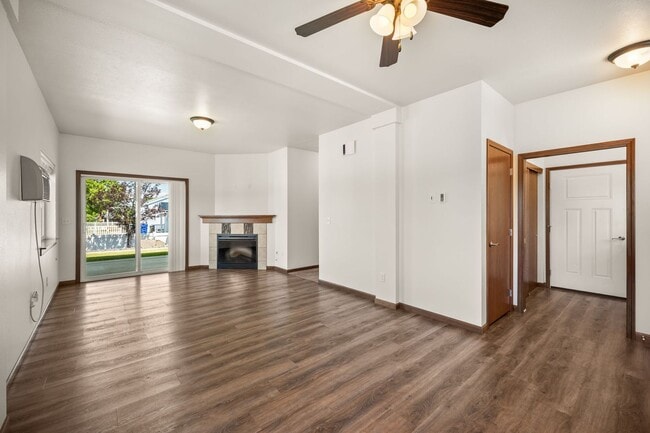 Photo - Spacious Valley Duplex Available Now!