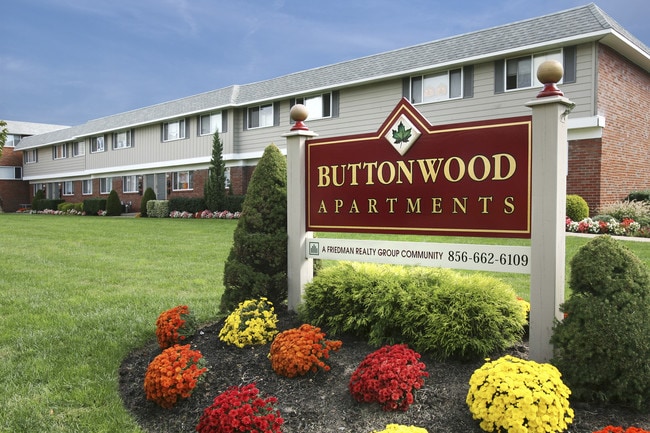 Buttonwood Apartments - Buttonwood Apartments