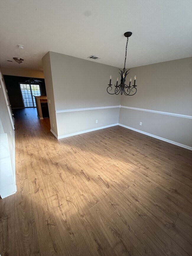 Photo - 2028 Shaylin Loop