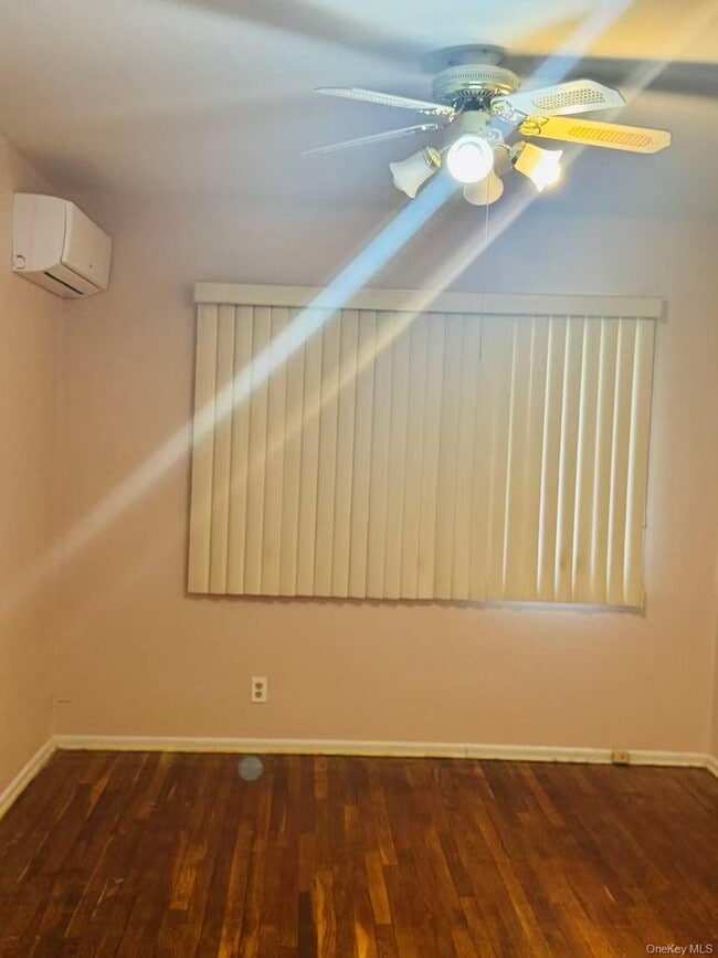 Photo - 199-28 24th Ave