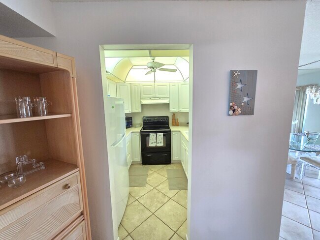 1935 Cobia Dr Unit 103E