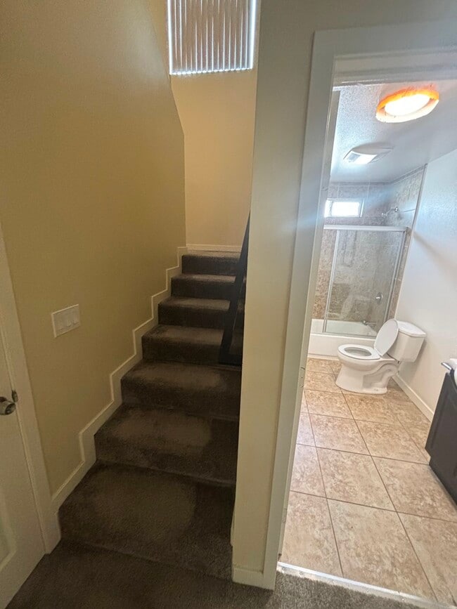 Photo - 246 E 97th St