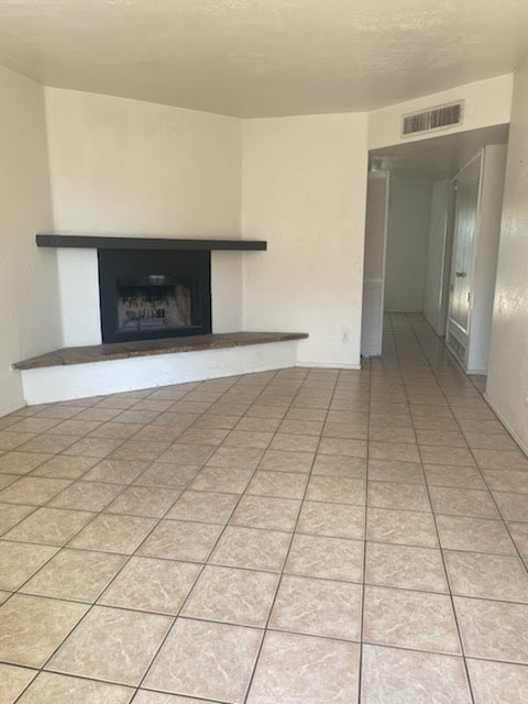 Photo - 255 W Lee St Unit 253