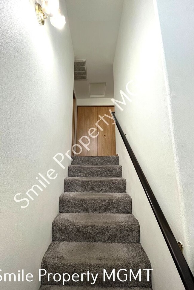 Photo - A nice house with 3 beds rooms and 2.5 baths.