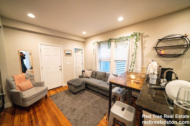 Photo - 3 Alleghany St Unidad 2