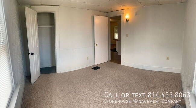 Photo - 418 Huron St Unit 2