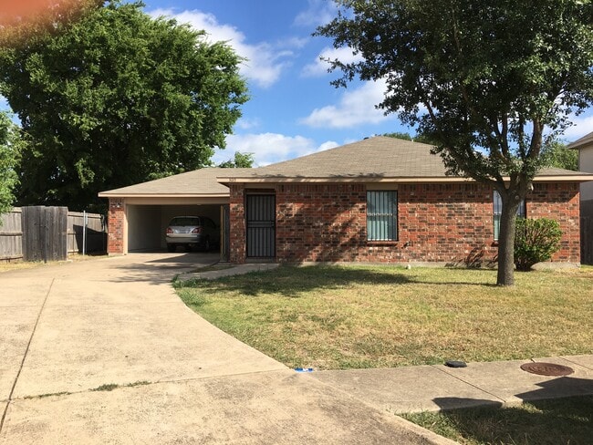 Building Photo - 3015 Flask Dr