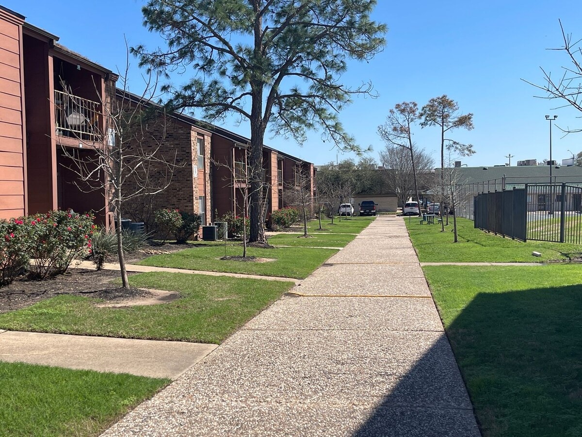 Photo - 904 University Oaks Blvd Unit 904 UO #93