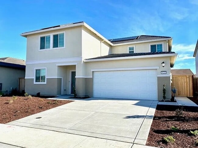 Spacious 4 Bedroom Home in West Roseville ... - Spacious 4 Bedroom Home in West Roseville ...