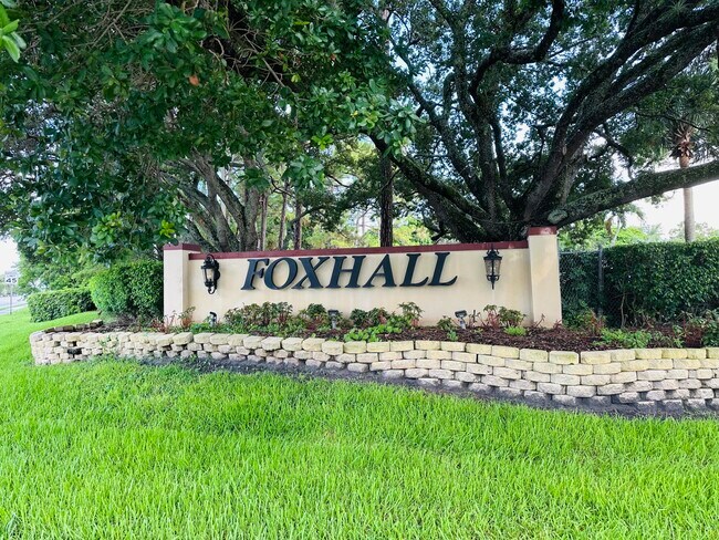 5165 Foxhall Pl