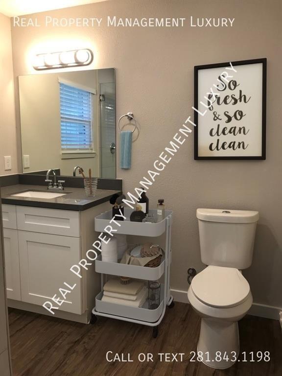 Photo - 1822 Pine Village Dr