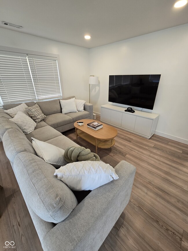 1015 S Randolph St