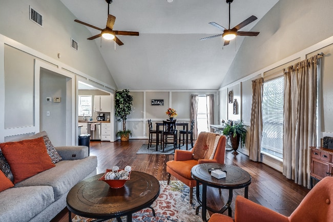 Photo - 1030 12th St